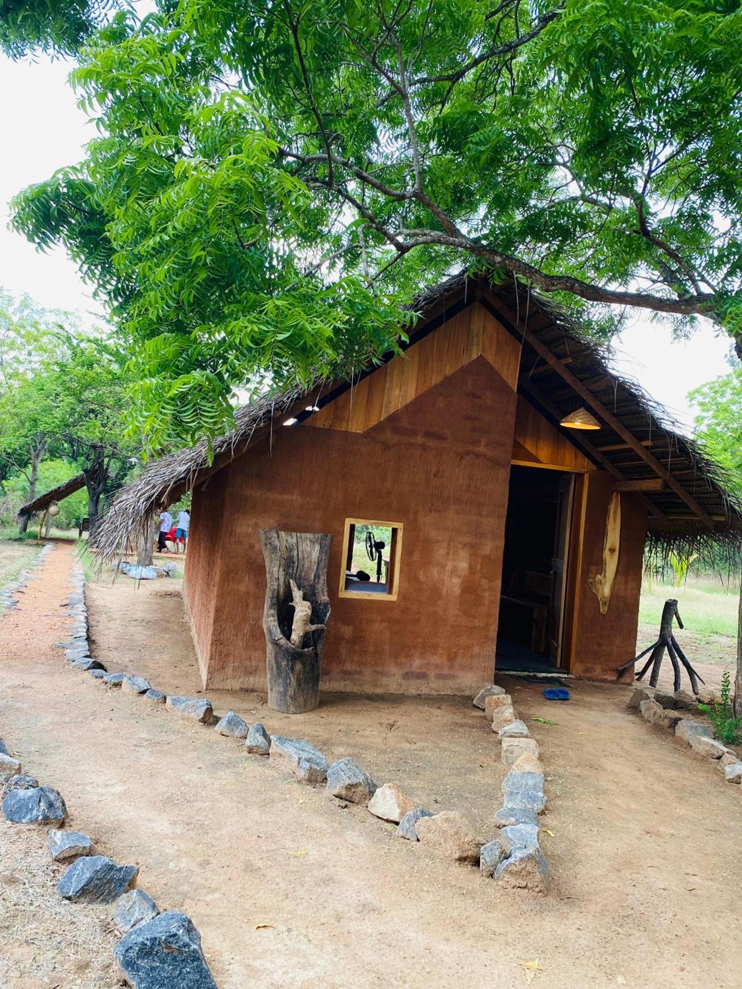 Yala Village Eco Tree House Tissamaharama Exterior foto