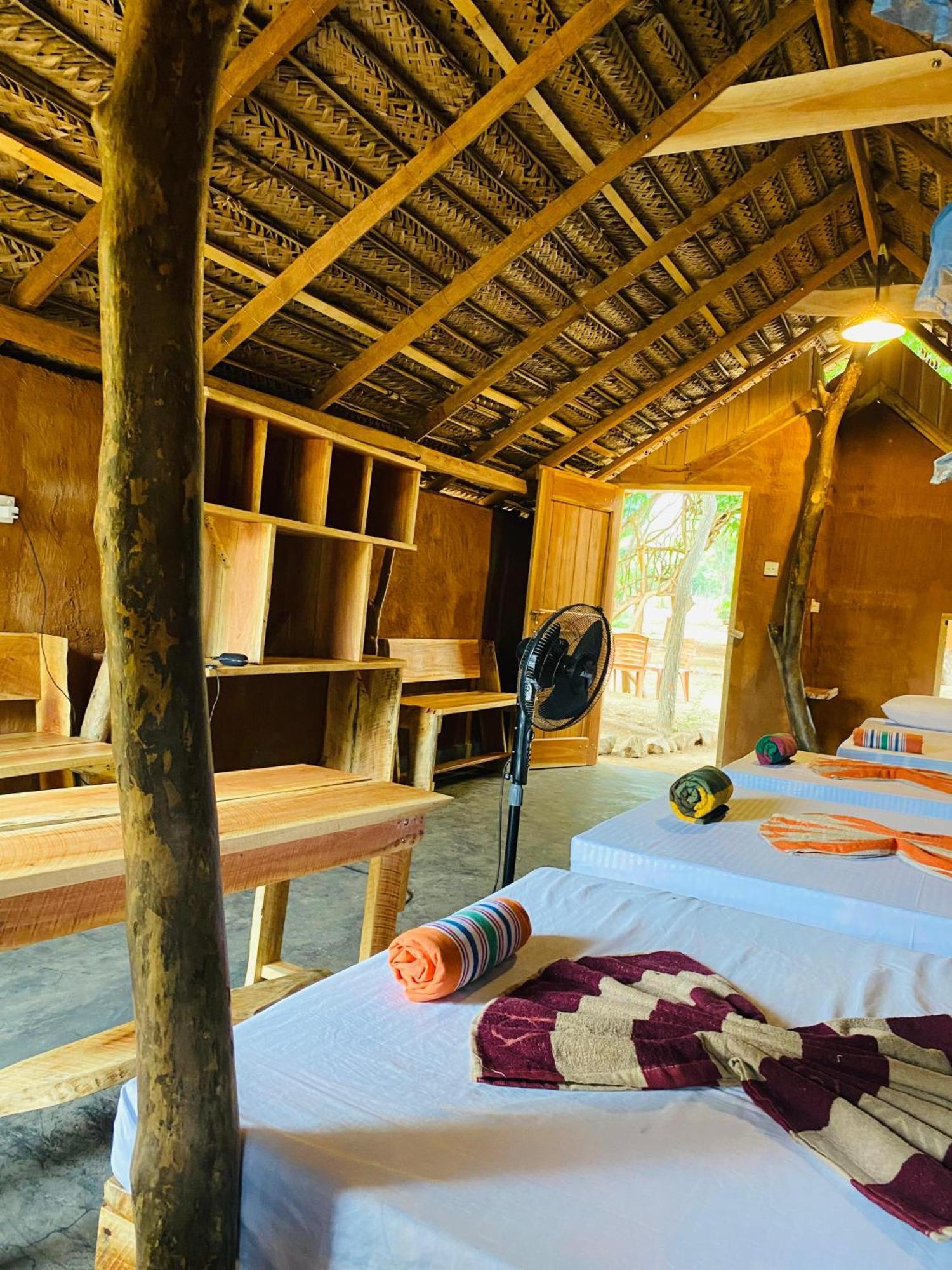 Yala Village Eco Tree House Tissamaharama Exterior foto